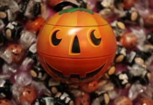 You’re Invited to a Halloween Food Allergy Twitter Party!